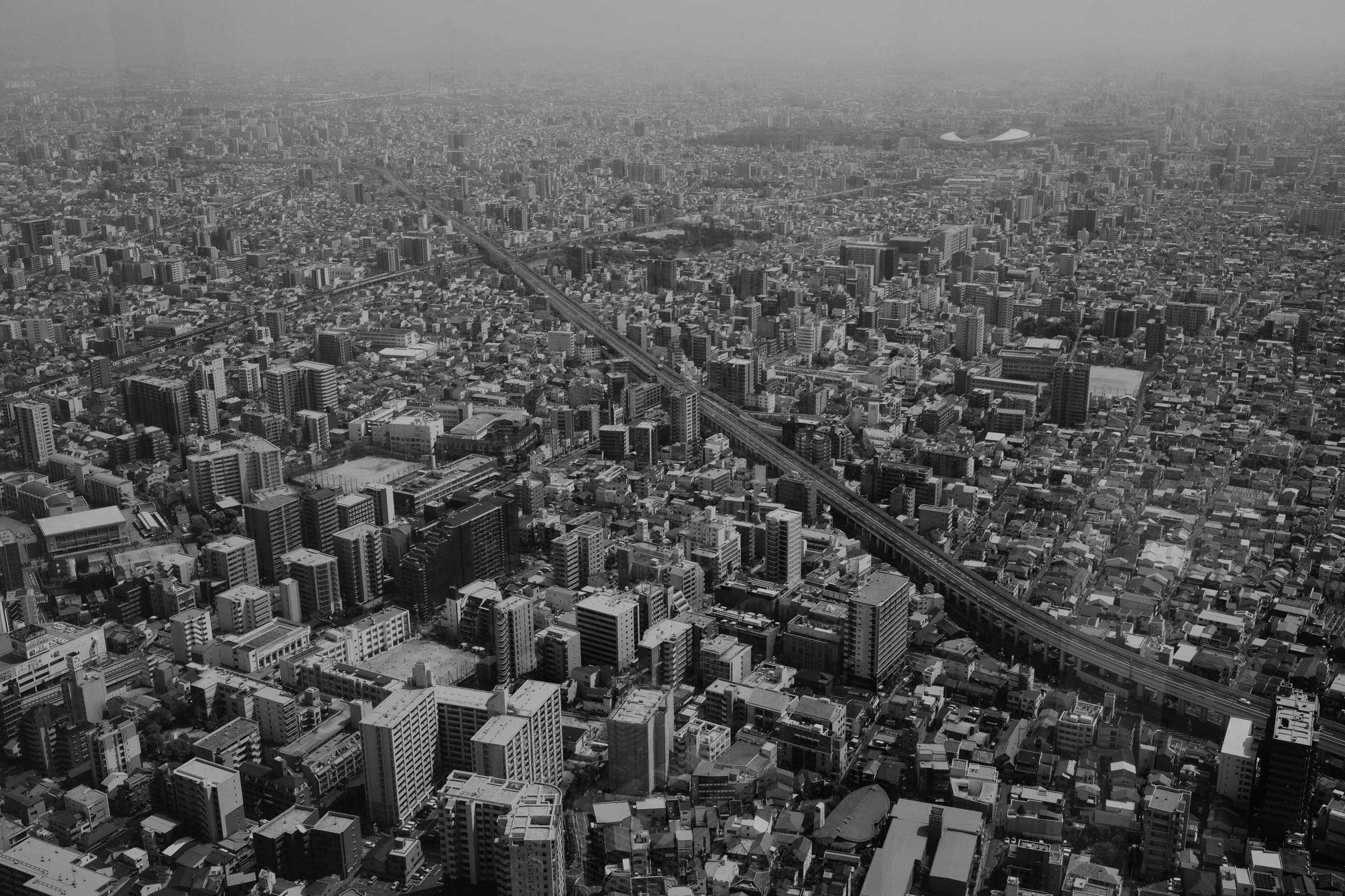 Vista aérea de metrópole
